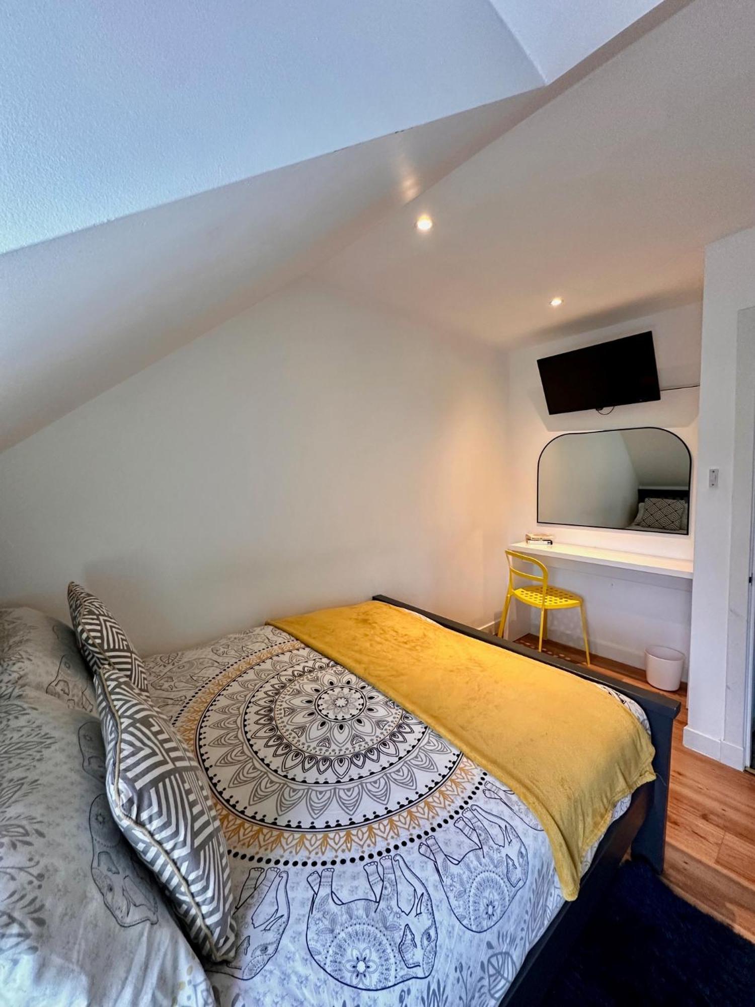 אינברנס 3-Bedroom Flat In The City Centre Next To The River Ness מראה חיצוני תמונה